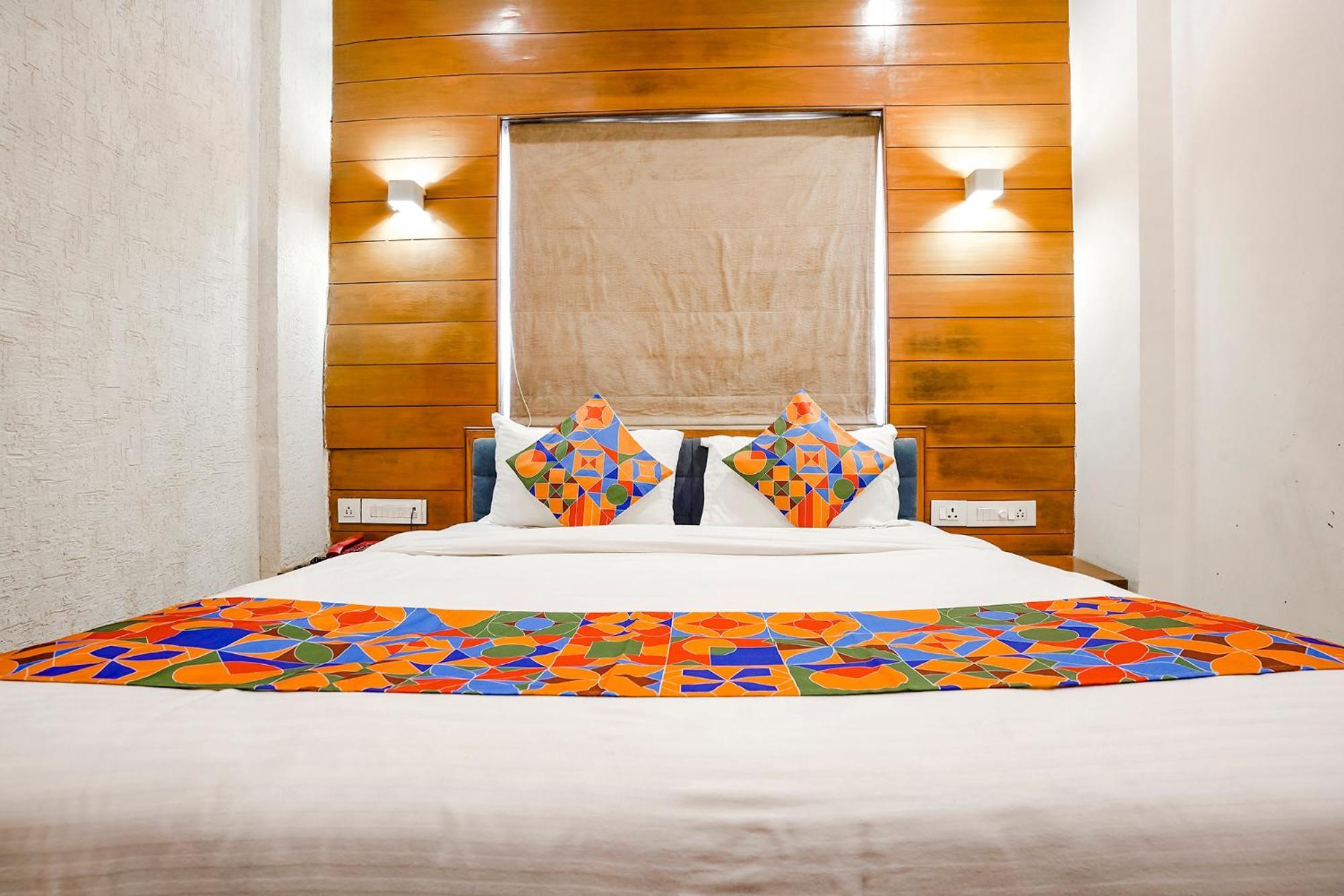 Fabhotel Kyra - Near Airport Road Ahmedabad Exterior foto